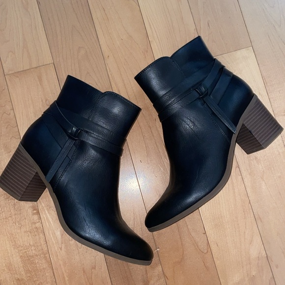 Frye & Co Indiana black boots heeled size 10 - Picture 3 of 5